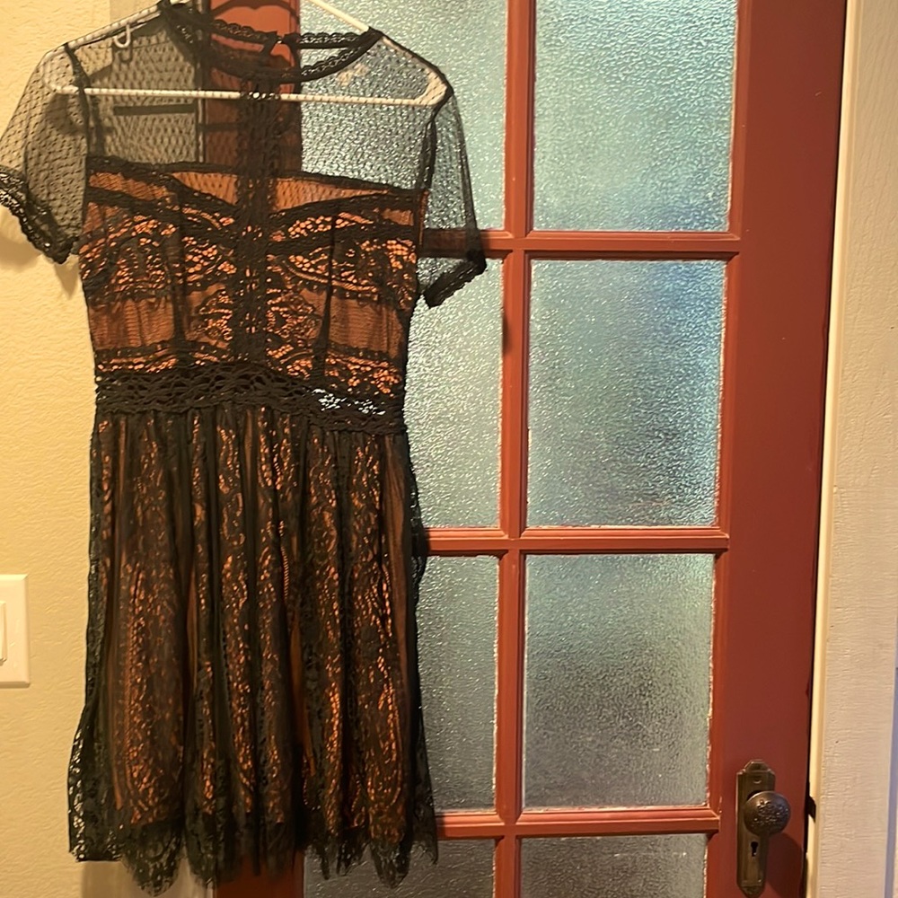Taylor & Sage Black and Orange Dress from Nordstrom Rack size L